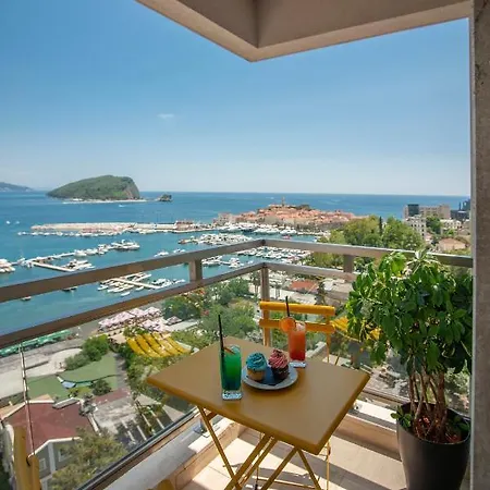 Hotel Fontana Seafront Residences Budva