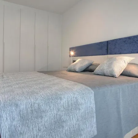 Hotel Fontana Seafront Residences 4*