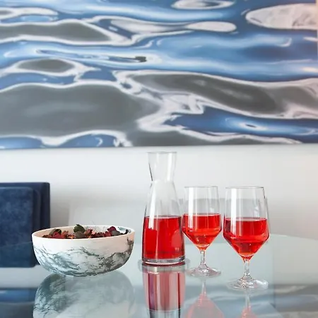 Hotel Fontana Seafront Residences
