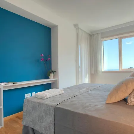 Hotel Fontana Seafront Residences