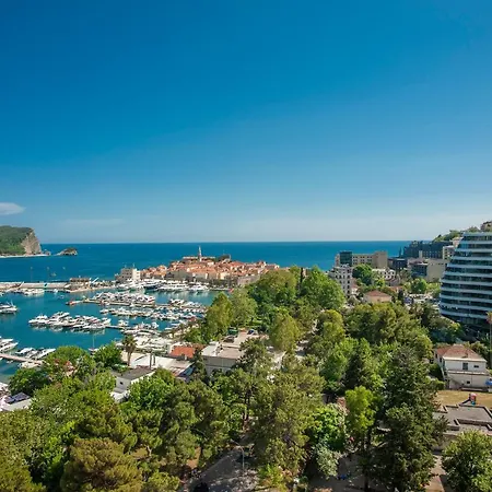 Fontana Seafront Residences Hotel